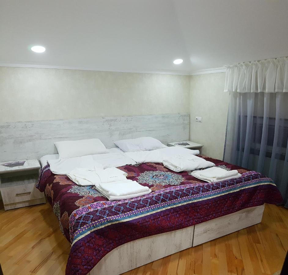 Guest House 15A 库塔伊西 外观 照片