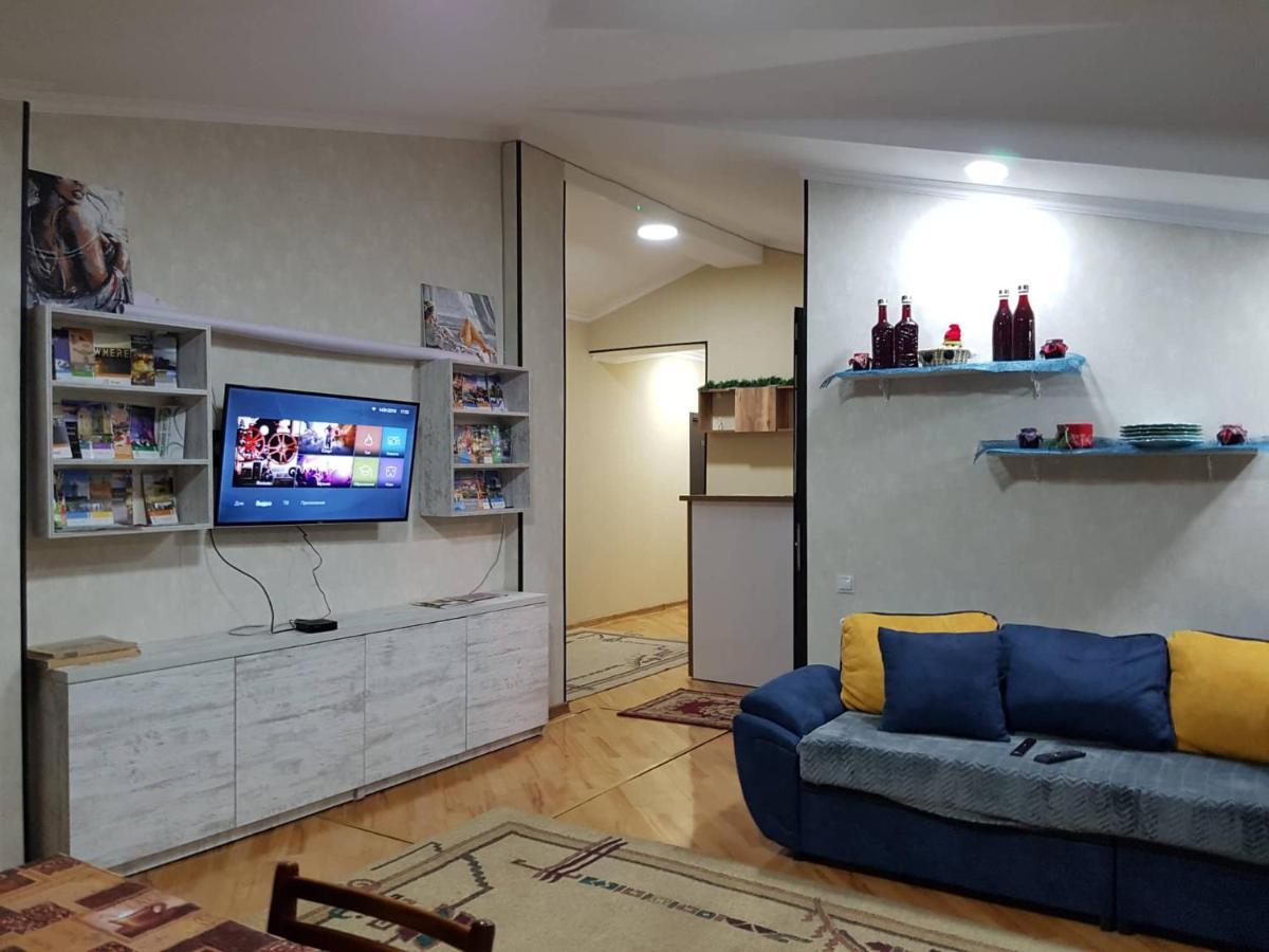 Guest House 15A 库塔伊西 外观 照片