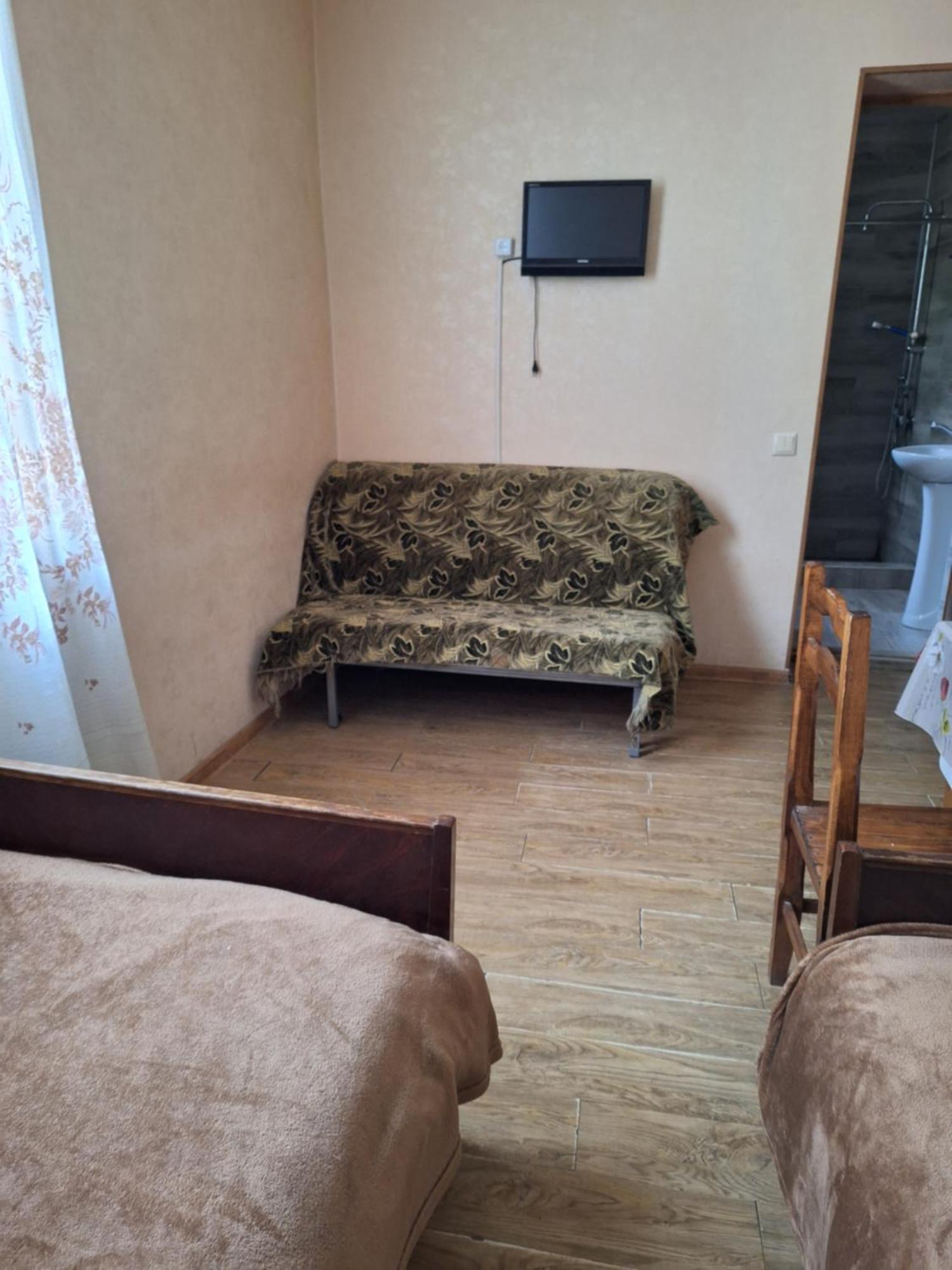 Guest House 15A 库塔伊西 外观 照片