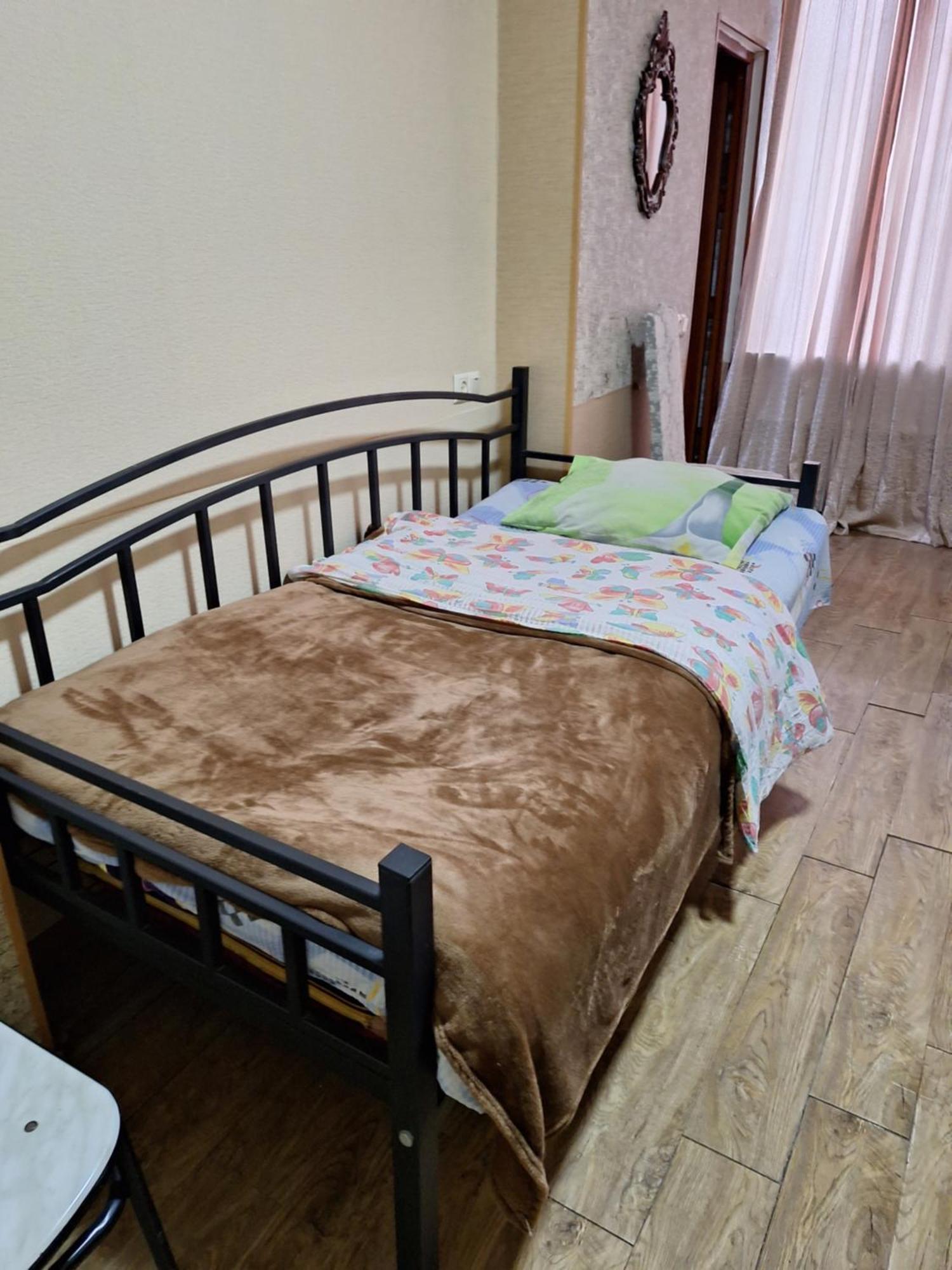 Guest House 15A 库塔伊西 外观 照片