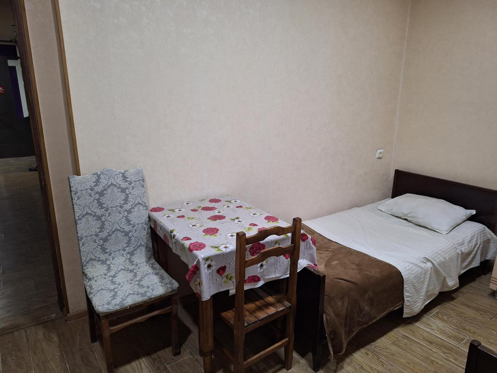 Guest House 15A 库塔伊西 外观 照片
