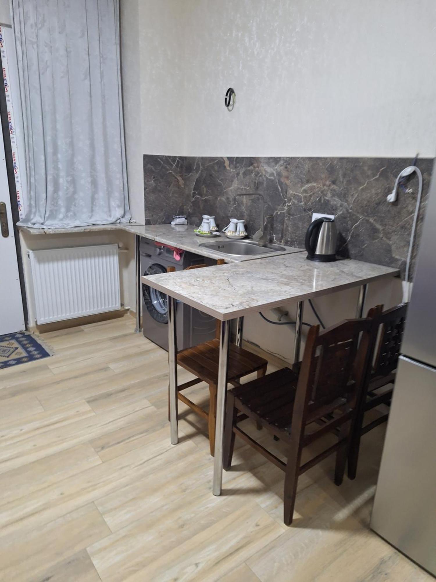 Guest House 15A 库塔伊西 外观 照片